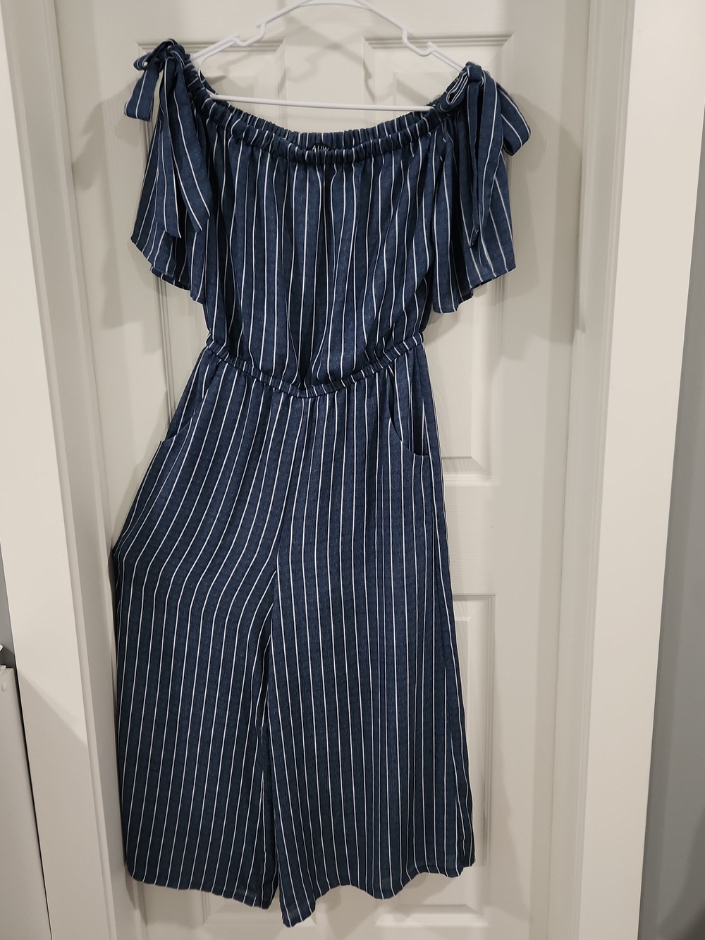 Womens AUW Blue Striped Romper Size 6 Off Shoulder Bows Pockets Wide Leg EUC